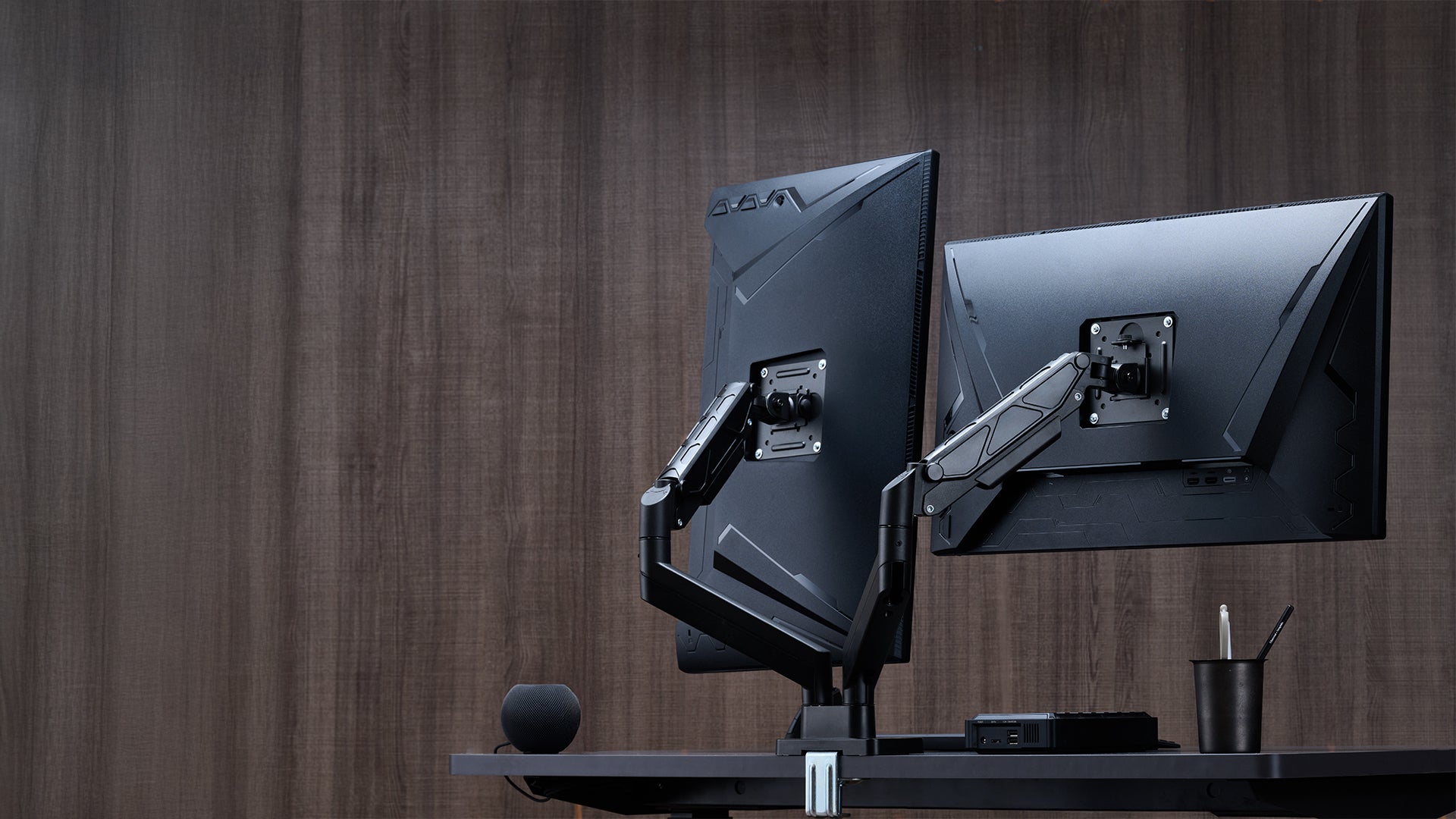ULTRARM monitor arm and Moodular wooden monitor stand — modular, ergonomic, and designed for VISION ultrawide monitors. Enhances comfort, saves space, and elevates your workspace with precision craftsmanship.